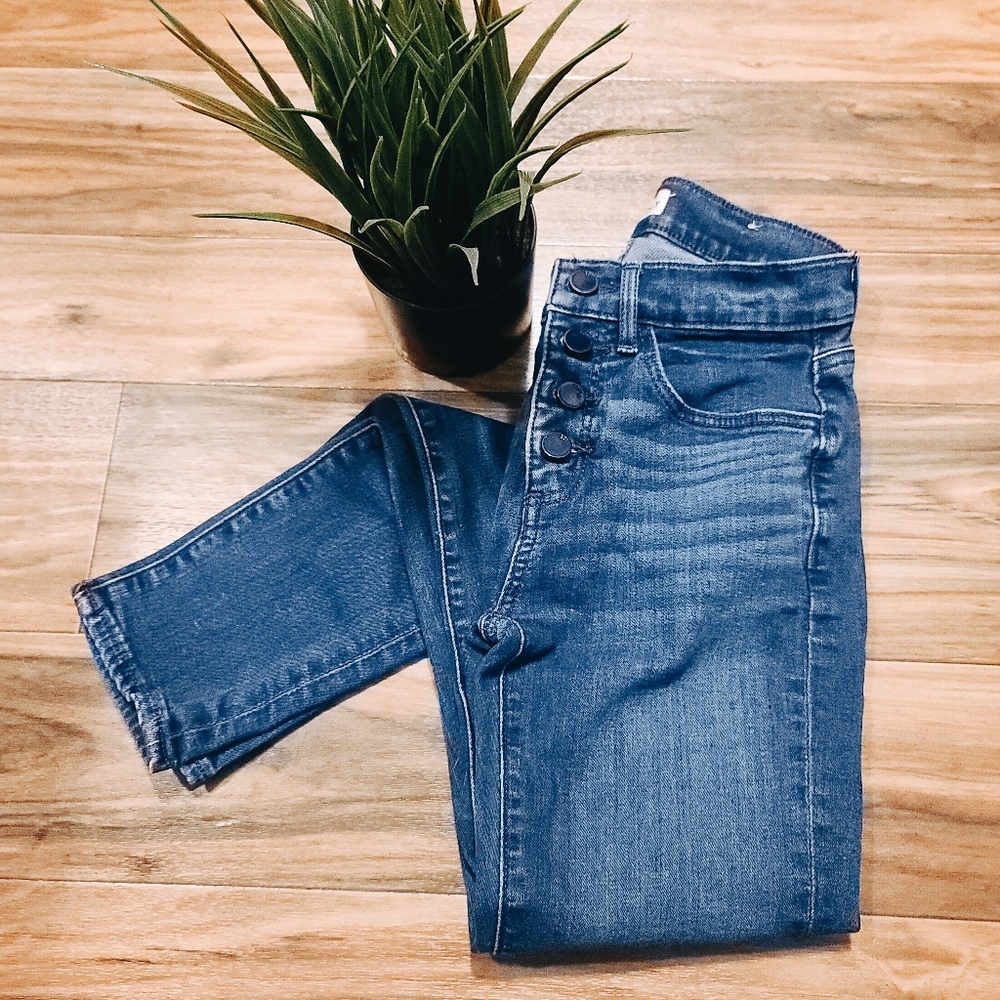 LOFT SKINNY JEANS